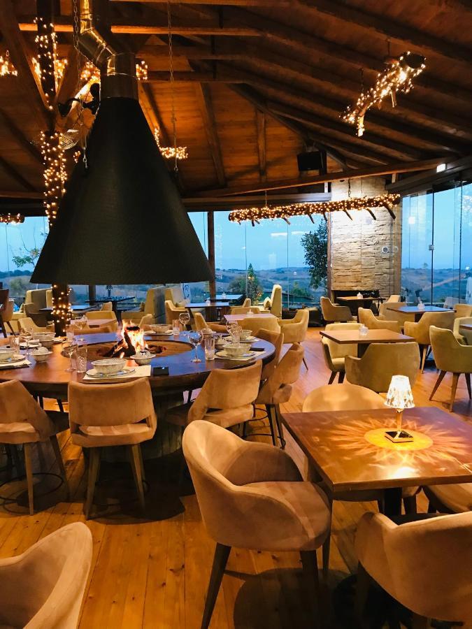 3 Hills Boutique - The Ranch Experience Hotel Trilofos Buitenkant foto