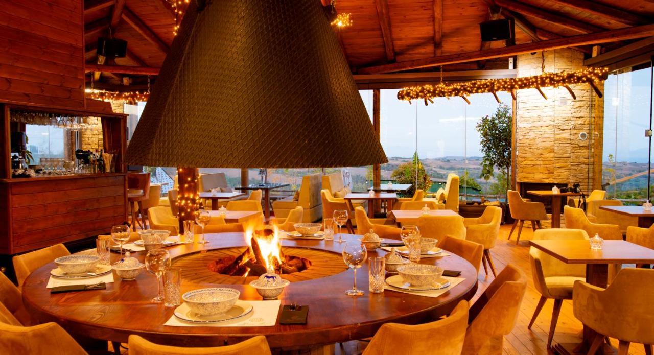 3 Hills Boutique - The Ranch Experience Hotel Trilofos Buitenkant foto