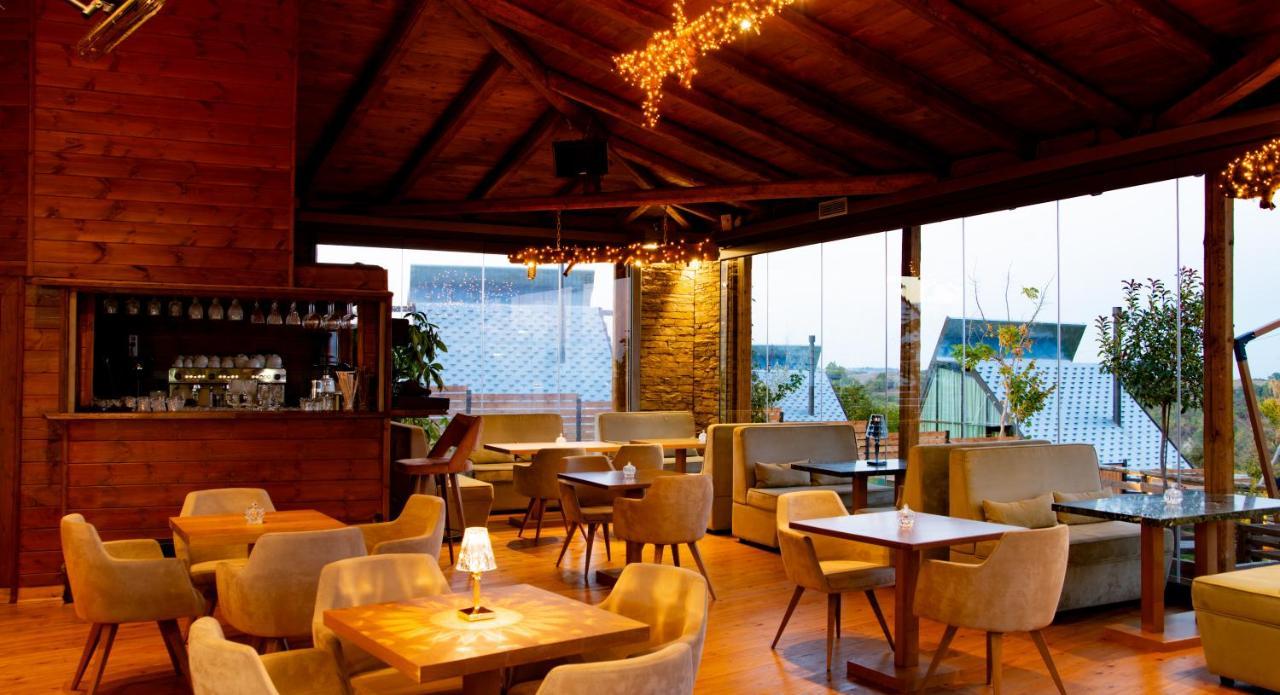 3 Hills Boutique - The Ranch Experience Hotel Trilofos Buitenkant foto